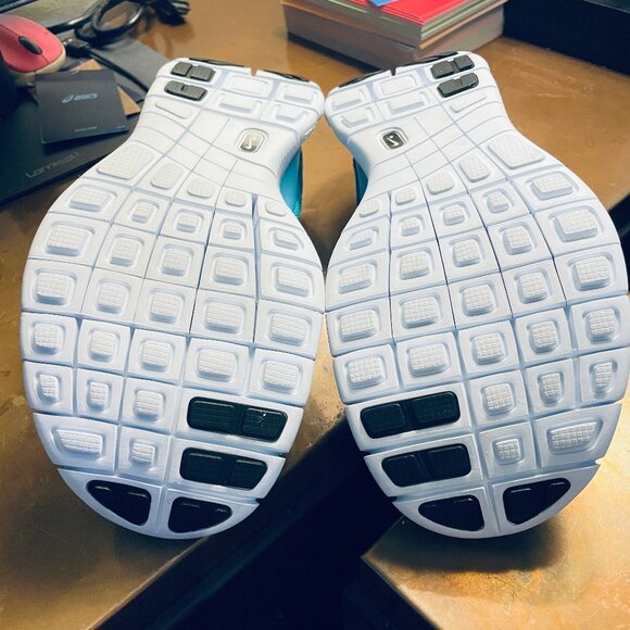 NEW Nike Free 5.0 Flyknit Women's Running Shoes 615806-413 Size 8 Atomic Teal - Picture 7 of 16